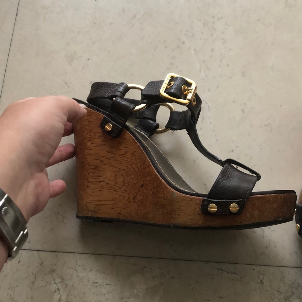 Tory Burch shoes - Picture 2 of 7